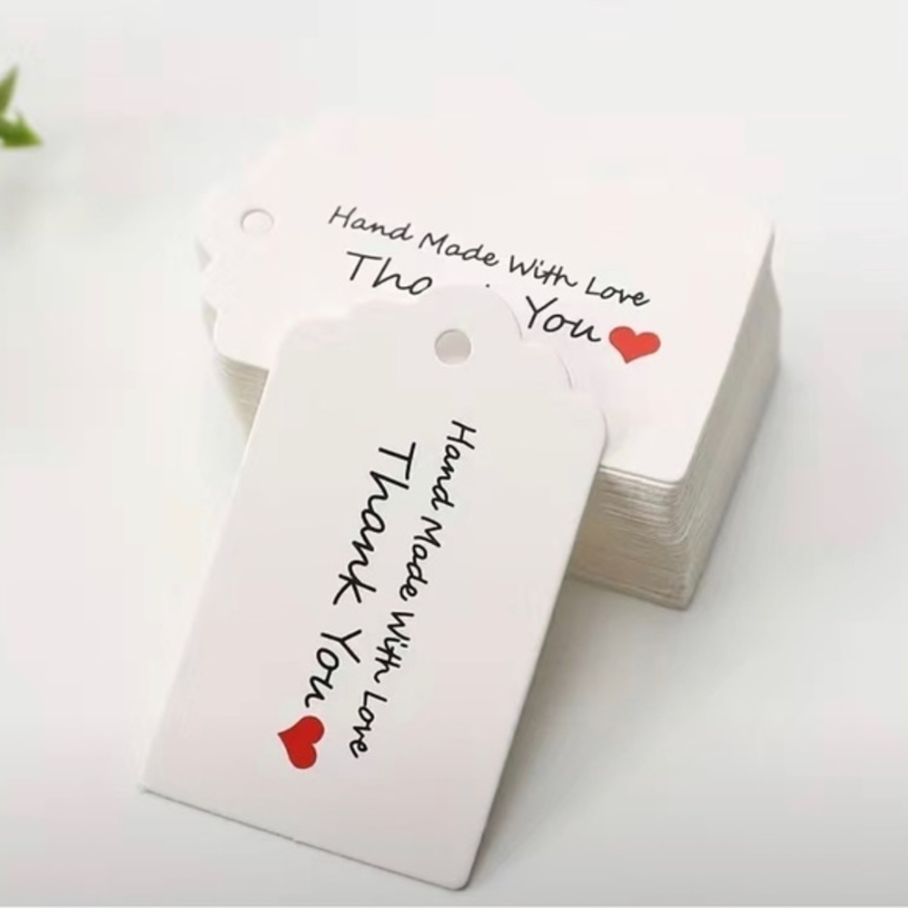 HANDMADE With Love / Kraft Paper Tags /‎ White / 1.97”x1.18”/ 100 Pieces.